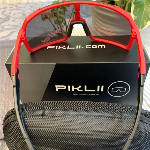 Piklii Safety Glasses for Pickleball and other sports activities sunglasses - Picture 4 of 5